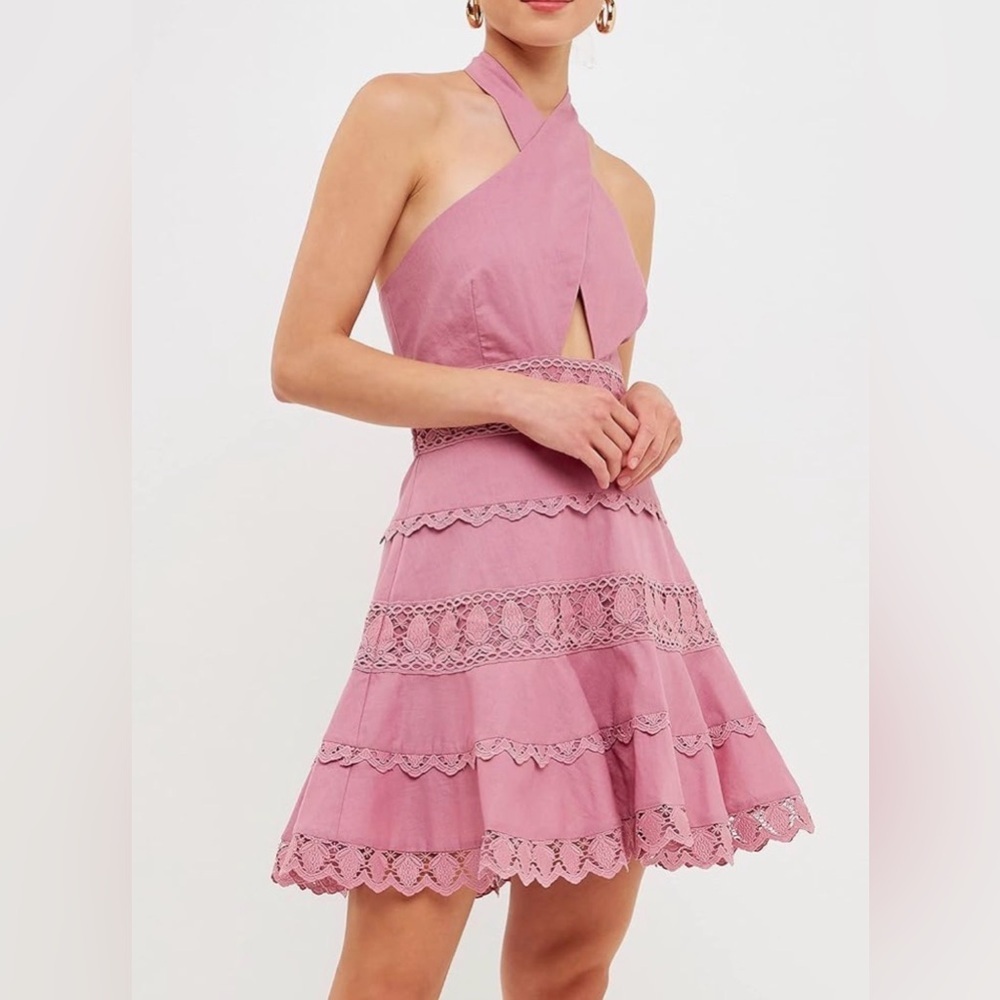 Elegant Pink Lace Halter Dress